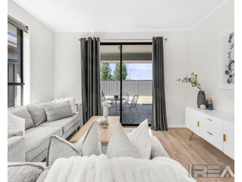 16 John Circuit, Angle Vale SA 5117