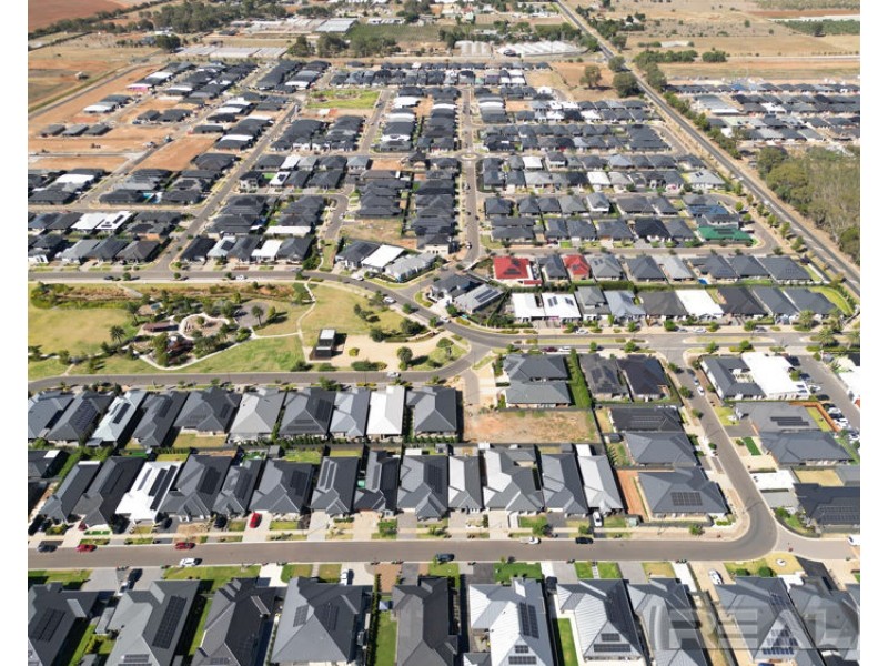 16 John Circuit, Angle Vale SA 5117