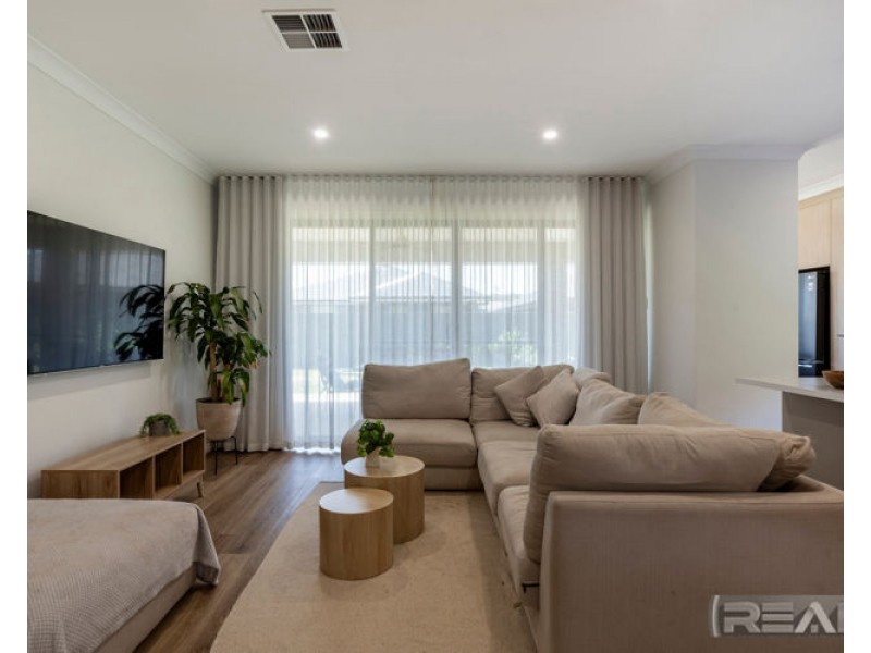 9 Calabria Court, Angle Vale SA 5117