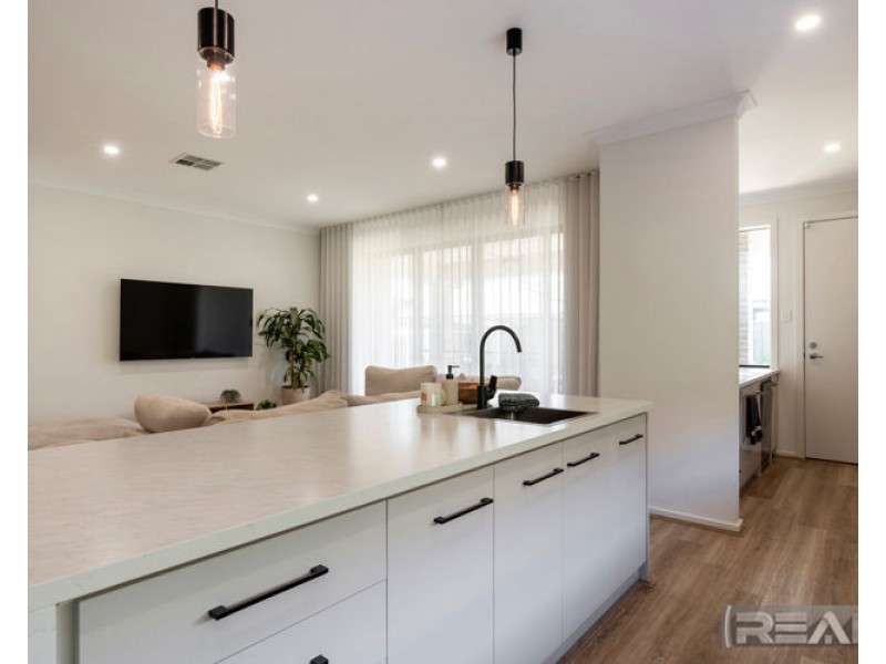 9 Calabria Court, Angle Vale SA 5117