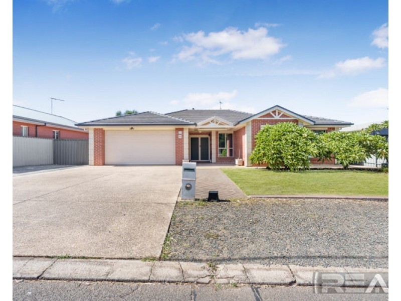 11 Barber Street, Willaston SA 5118
