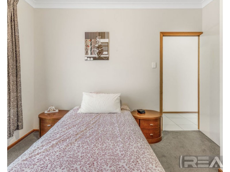 11 Barber Street, Willaston SA 5118