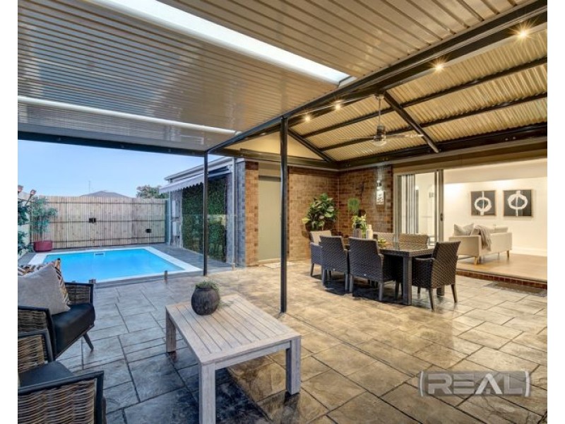 15 Tangarine Court, Munno Para West SA 5115