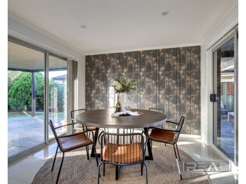 15 Tangarine Court, Munno Para West SA 5115