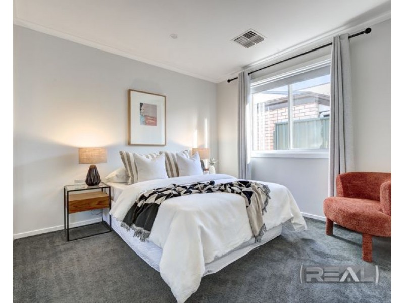 15 Tangarine Court, Munno Para West SA 5115