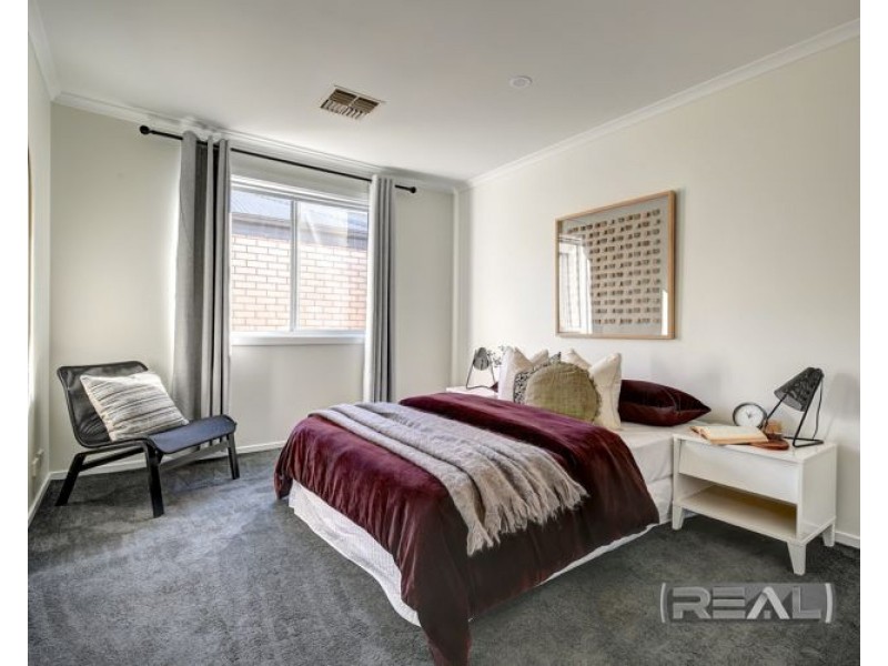 15 Tangarine Court, Munno Para West SA 5115