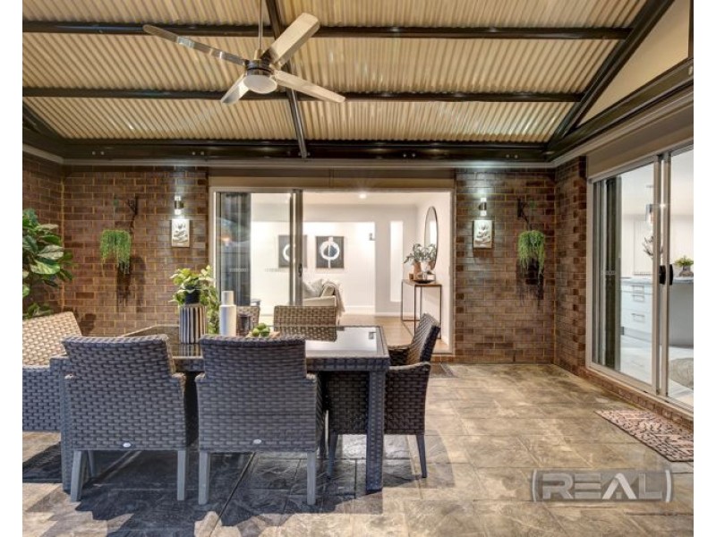 15 Tangarine Court, Munno Para West SA 5115