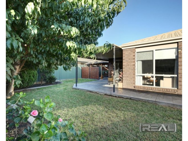 15 Tangarine Court, Munno Para West SA 5115