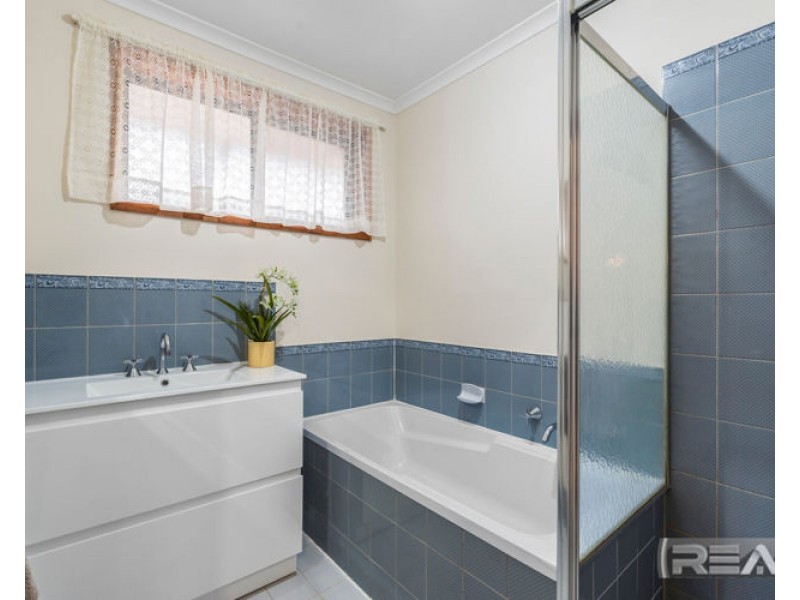 4 Parkview Drive, Blakeview SA 5114