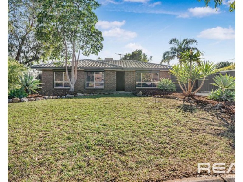 8 Rustic Grove, Andrews Farm SA 5114