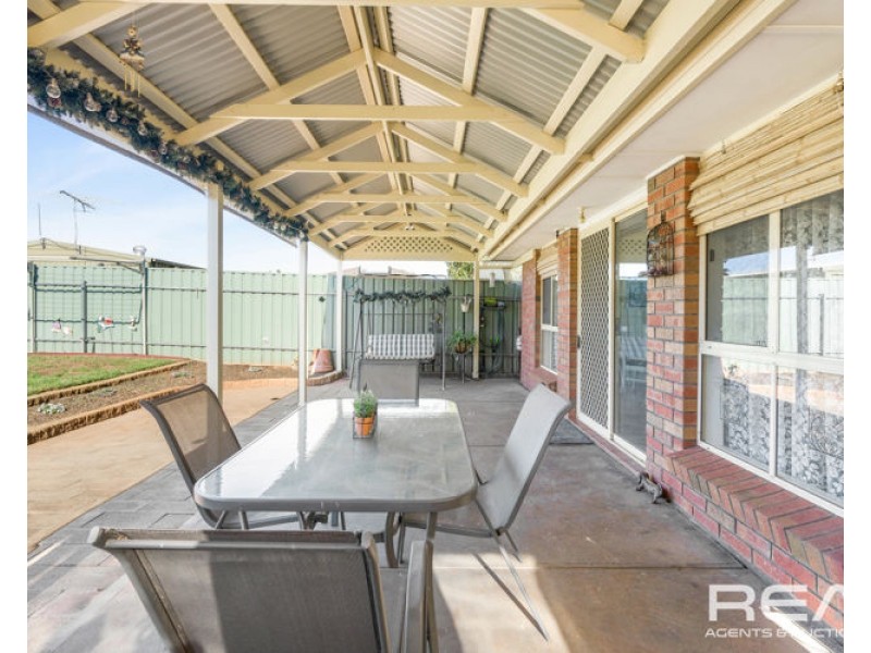 21 Springbank Grove, Blakeview SA 5114