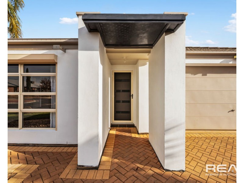 84 Lakeside Drive, Andrews Farm SA 5114