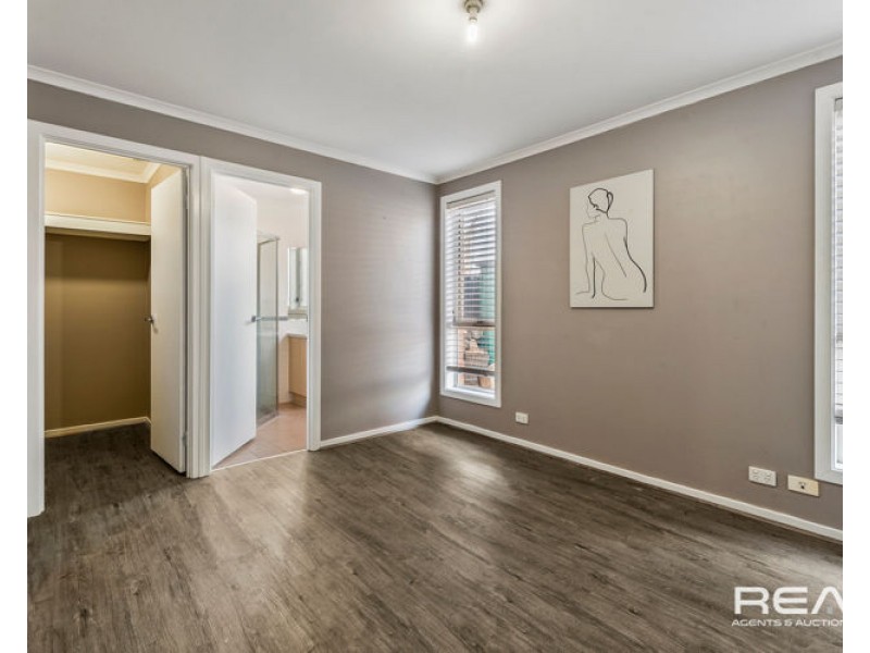 84 Lakeside Drive, Andrews Farm SA 5114