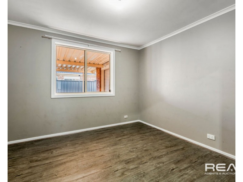 84 Lakeside Drive, Andrews Farm SA 5114