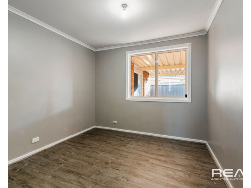 84 Lakeside Drive, Andrews Farm SA 5114