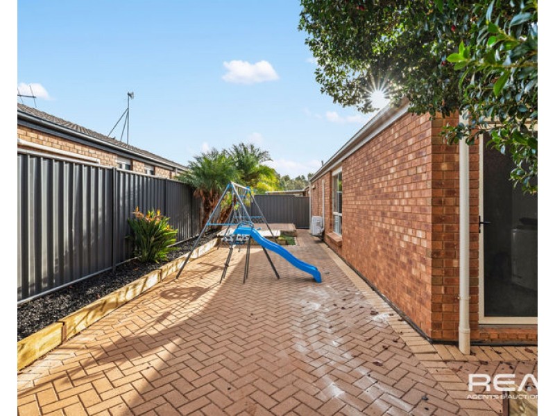 84 Lakeside Drive, Andrews Farm SA 5114
