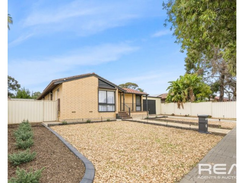 16 Fuller Crescent, Elizabeth East SA 5112