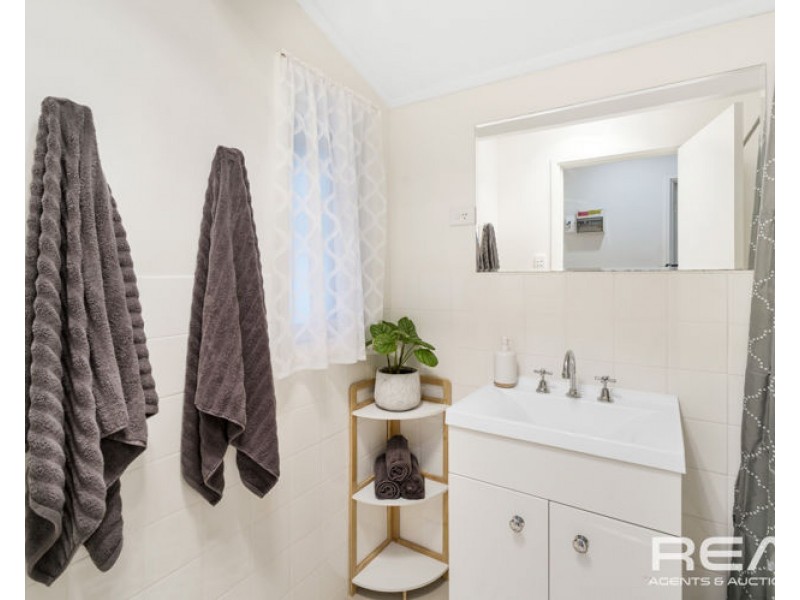 16 Fuller Crescent, Elizabeth East SA 5112