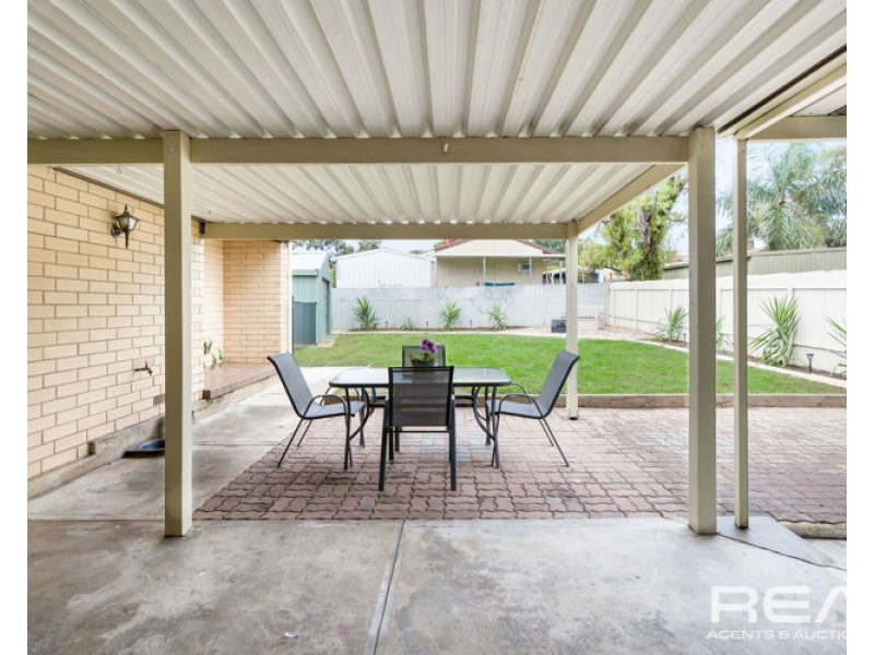 16 Fuller Crescent, Elizabeth East SA 5112