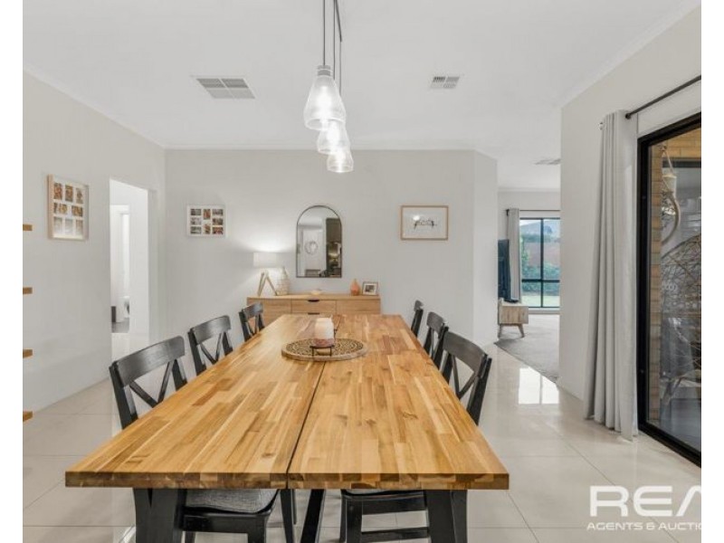 11 Gonis Circuit, Evanston Gardens SA 5116