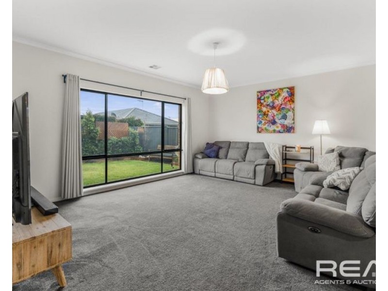 11 Gonis Circuit, Evanston Gardens SA 5116