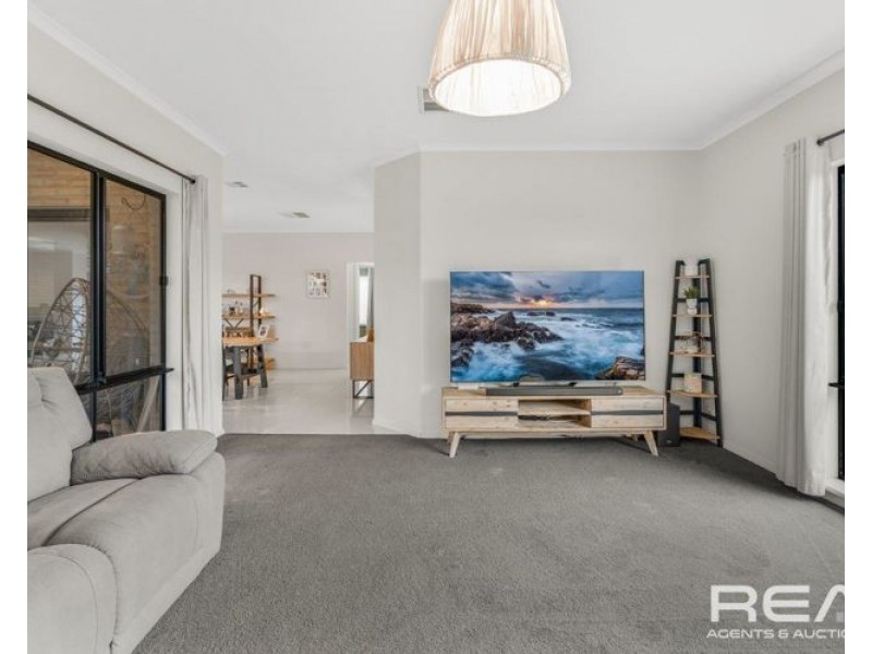 11 Gonis Circuit, Evanston Gardens SA 5116