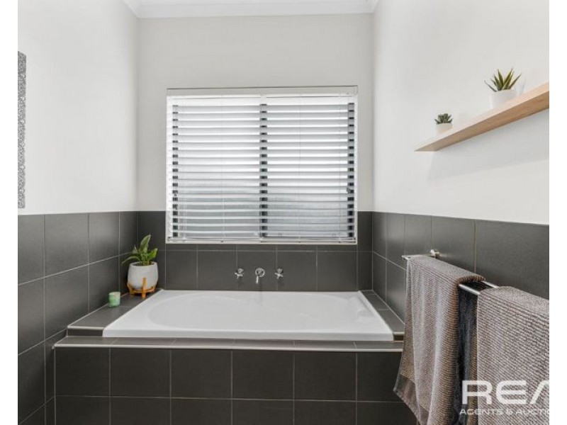 11 Gonis Circuit, Evanston Gardens SA 5116