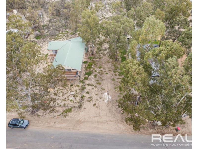 29 Page Drive, Blanchetown SA 5357