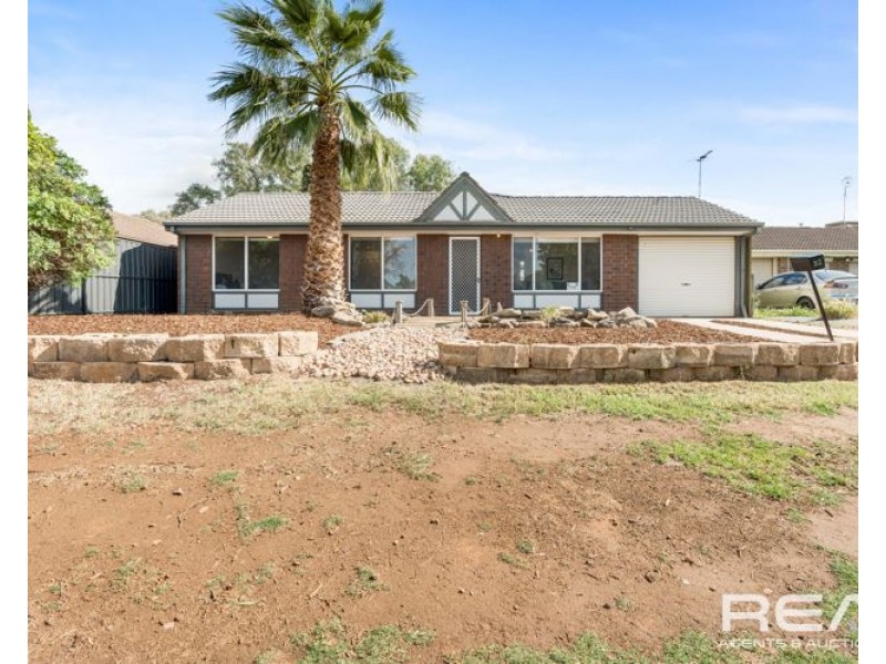 32 McInerney Court, Andrews Farm SA 5114