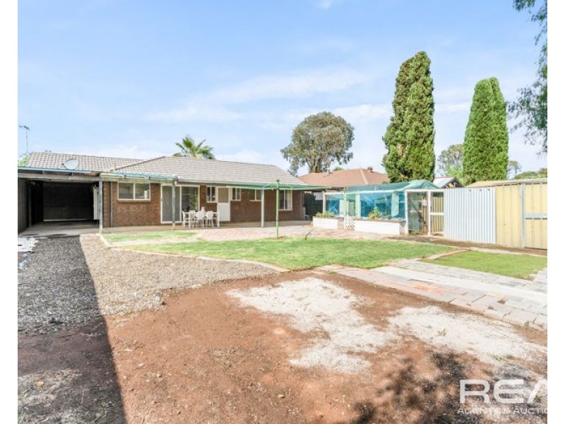 32 McInerney Court, Andrews Farm SA 5114