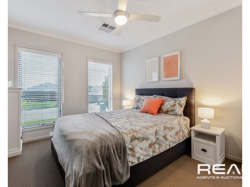 16 Brenton Street, Blakeview SA 5114