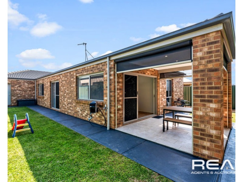 16 Brenton Street, Blakeview SA 5114