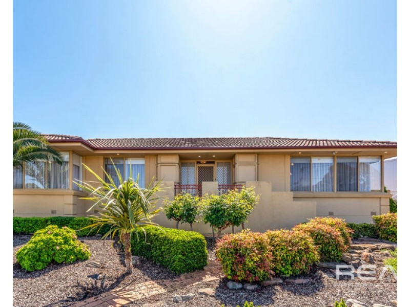 2 Honeysuckle Drive, Hope Valley SA 5090