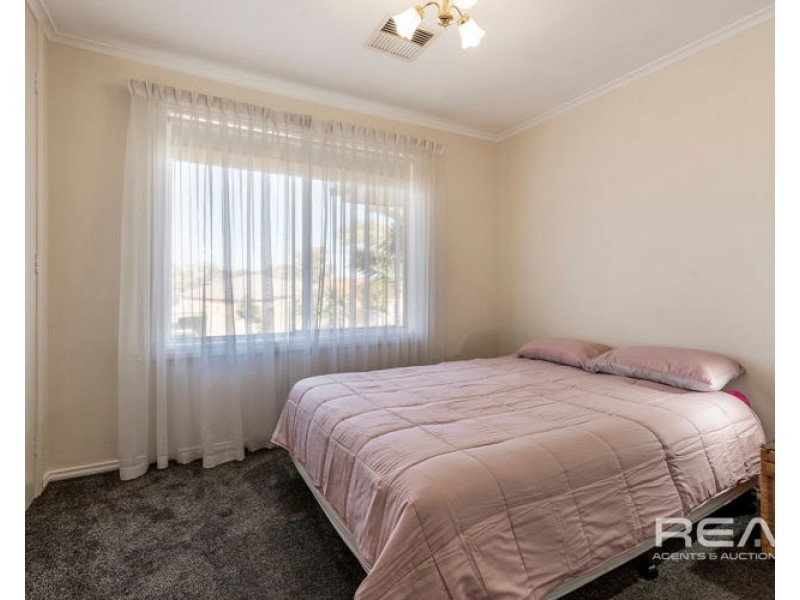 2 Honeysuckle Drive, Hope Valley SA 5090