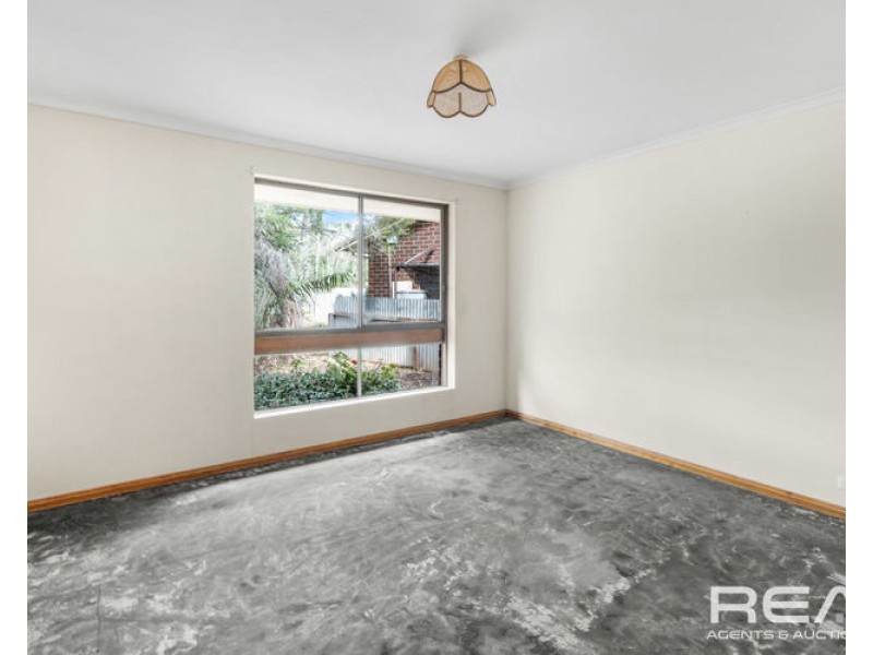 3 Heather Close, Paralowie SA 5108