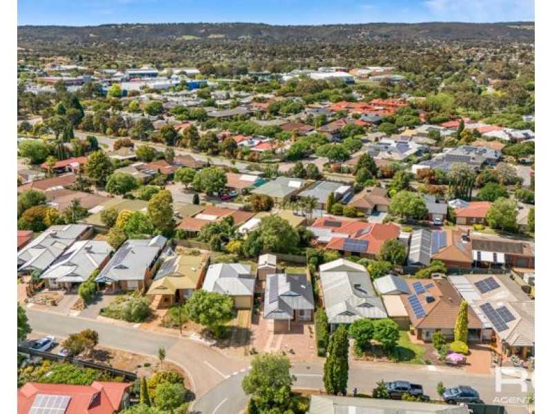 28 Christiana Crescent, Wynn Vale SA 5127