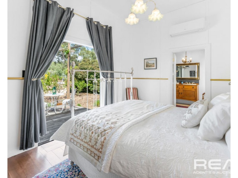 2 Frederick Place, Auburn SA 5451