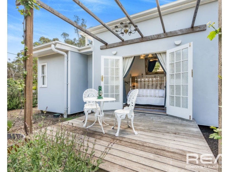 2 Frederick Place, Auburn SA 5451