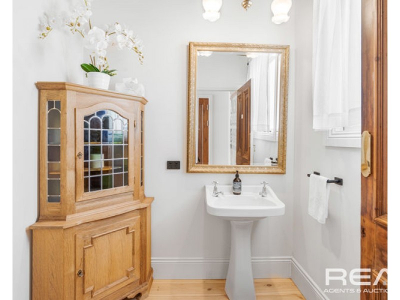 2 Frederick Place, Auburn SA 5451