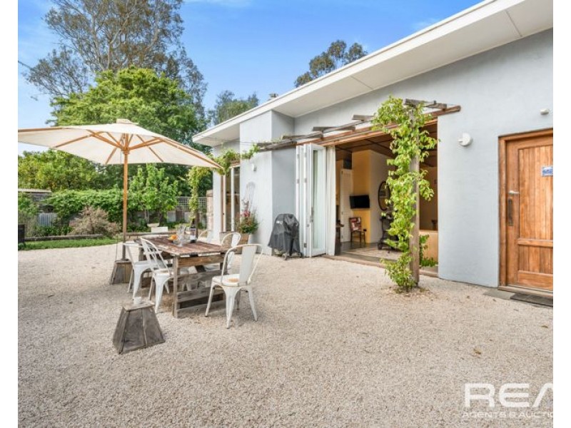 2 Frederick Place, Auburn SA 5451