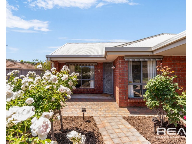 27 St Buryan Crescent, Golden Grove SA 5125