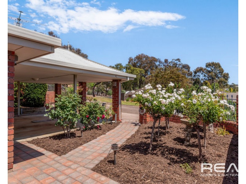 27 St Buryan Crescent, Golden Grove SA 5125
