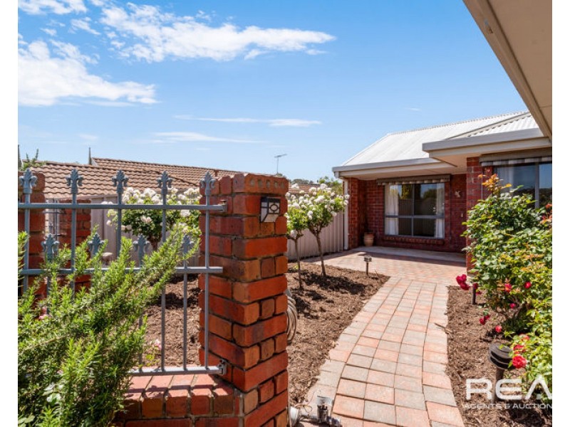 27 St Buryan Crescent, Golden Grove SA 5125