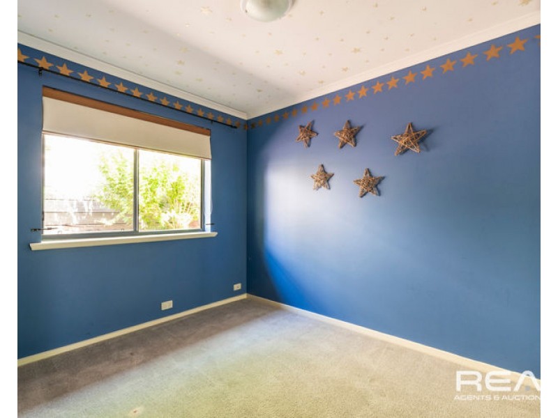 27 St Buryan Crescent, Golden Grove SA 5125
