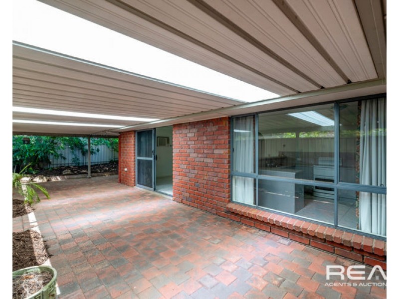 27 St Buryan Crescent, Golden Grove SA 5125