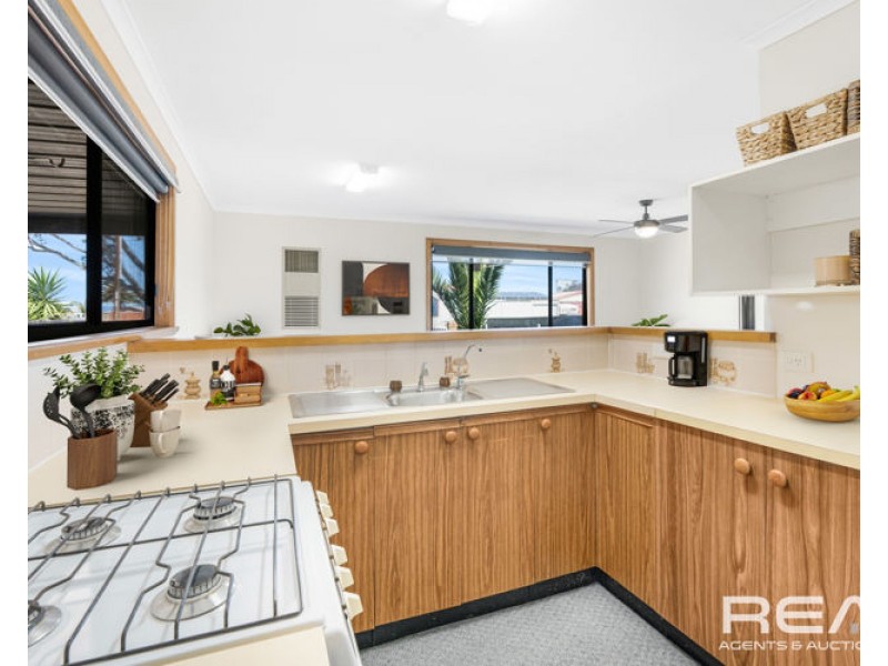 8 Shell Street, St Kilda SA 5110