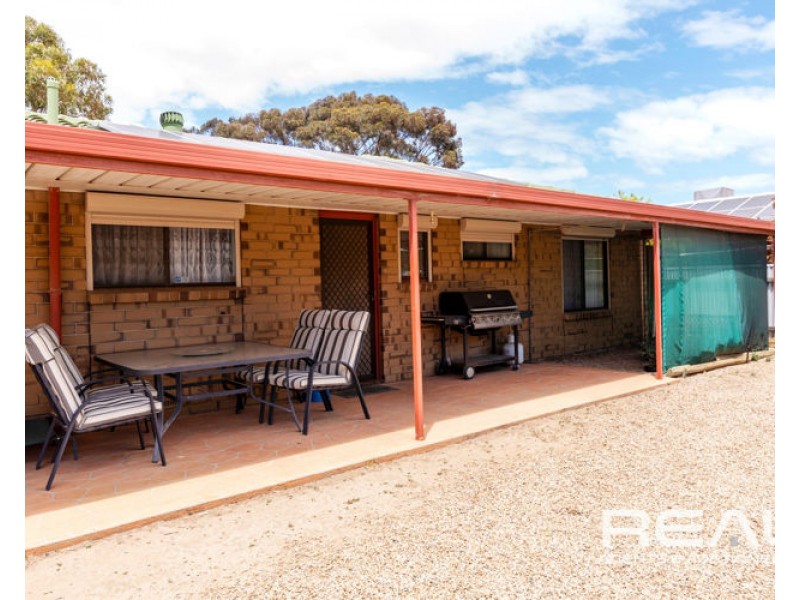 32 Alabar Crescent, Globe Derby Park SA 5110