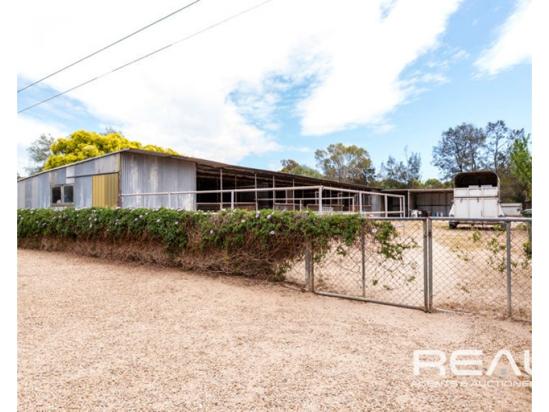 32 Alabar Crescent, Globe Derby Park SA 5110
