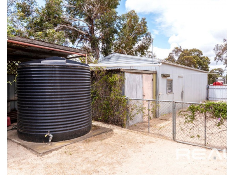 32 Alabar Crescent, Globe Derby Park SA 5110