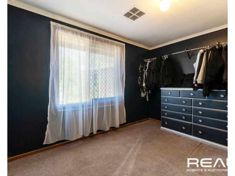 18 Pemberley Avenue, Salisbury Park SA 5109